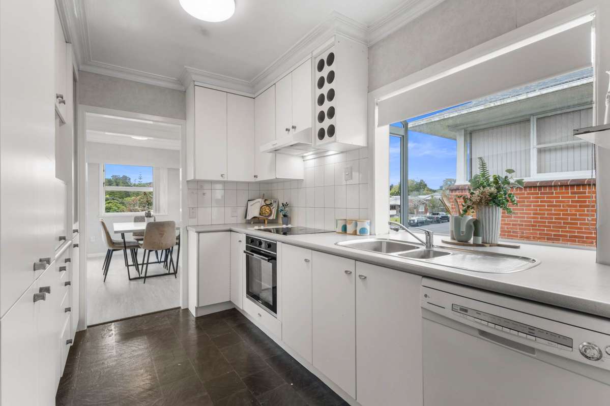 7 Lawrence Crescent_3