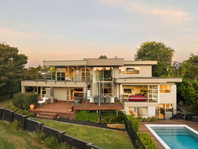 809 River Road Chartwell_2