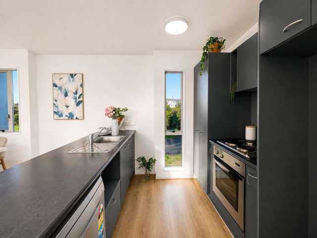 98/7 Kelvin Hart Drive East Tamaki_4