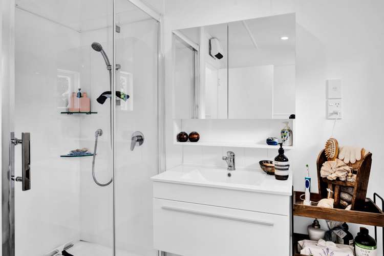 53 Fox Street Opunake_19