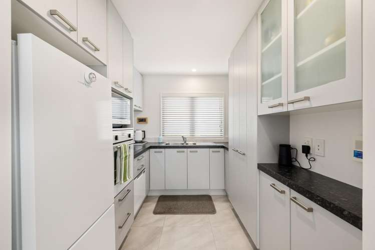 2/36 Champion Street Edgeware_4