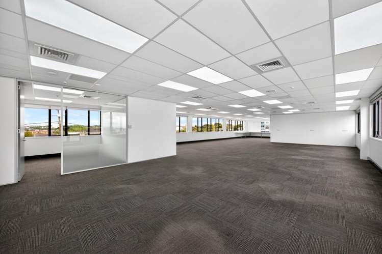 19 Byron Avenue Takapuna_3