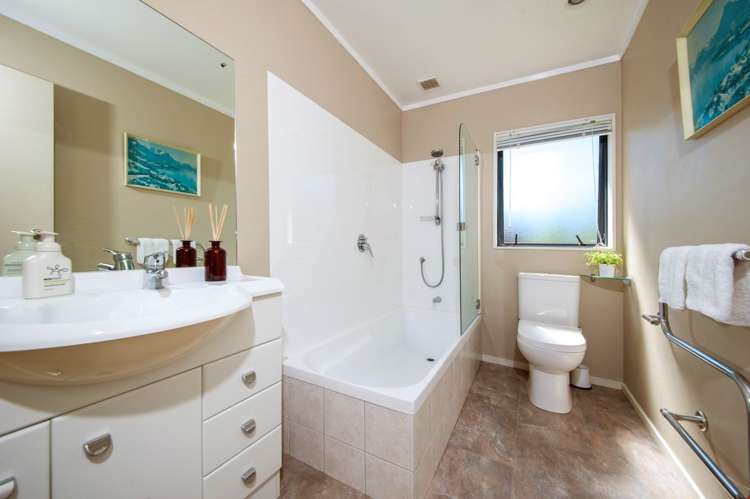 30a Buscomb Avenue Henderson_10