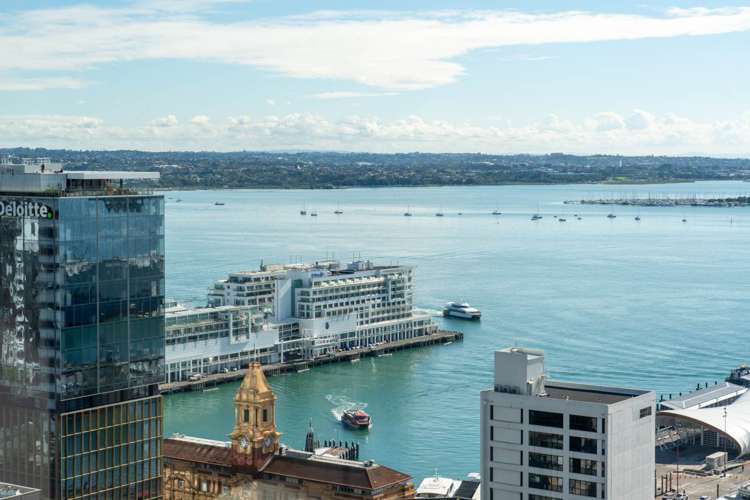 2603/10 Commerce Street City Centre_17