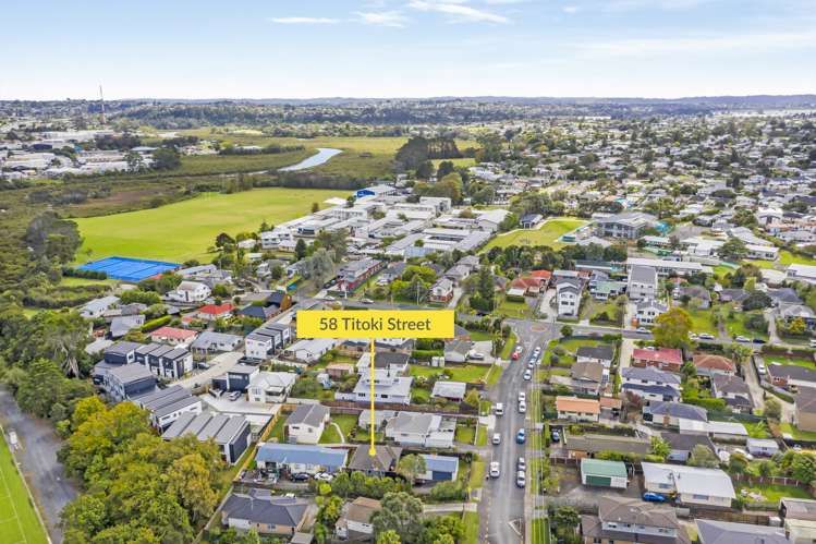 58 Titoki Street Te Atatu Peninsula_16