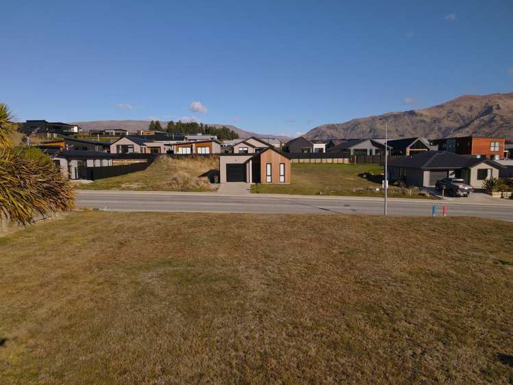 214 Aubrey Road Wanaka_6