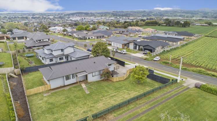 351 Upper Queen Street Pukekohe_16
