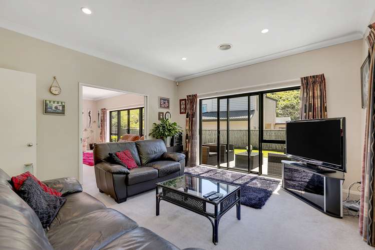 3 Didsbury Grove Churton Park_3