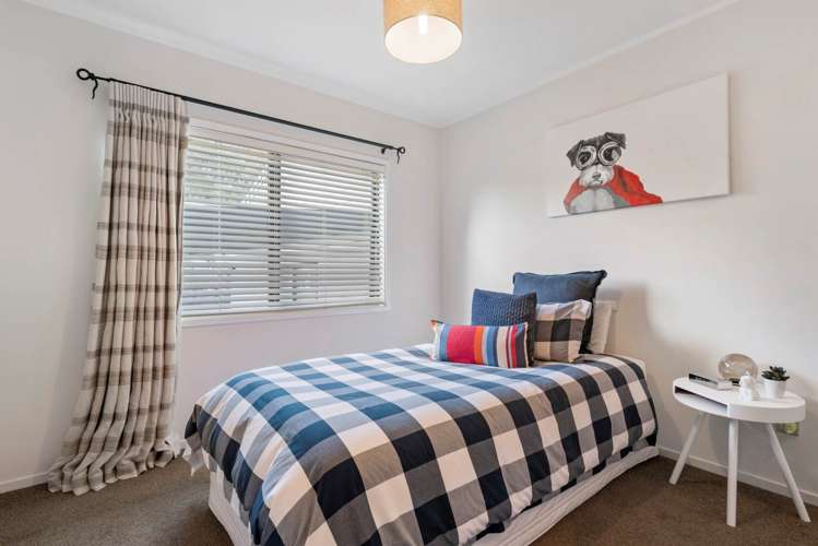 1 Newton Road Riverhead_26