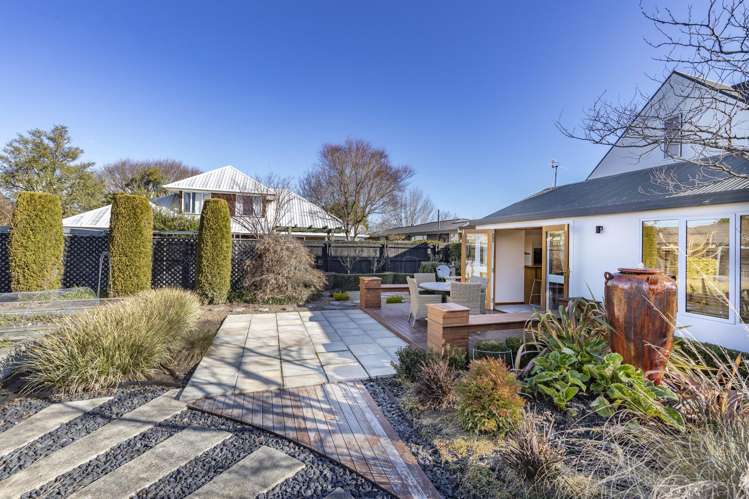 49b Regency Crescent Redwood_32