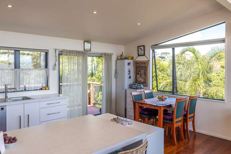 28c Beatty Parade Surfdale_9
