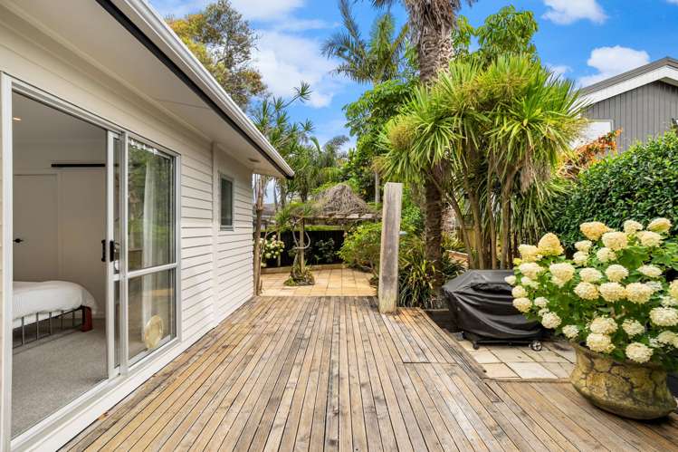 10 Montmere Avenue Te Atatu Peninsula_7