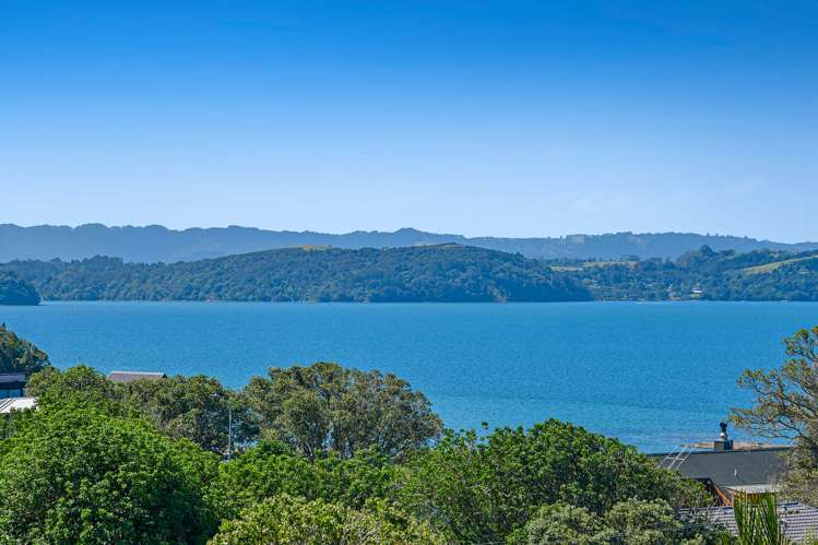 26 Deerness Crescent Algies Bay_20