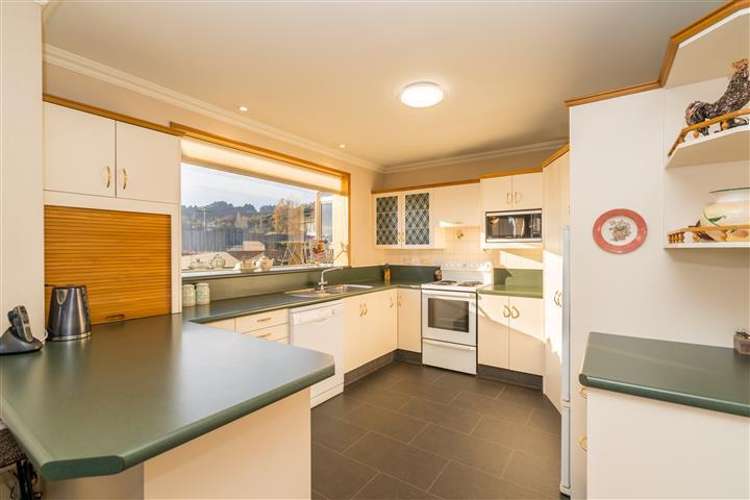 6 Haggart Street Mosgiel_6