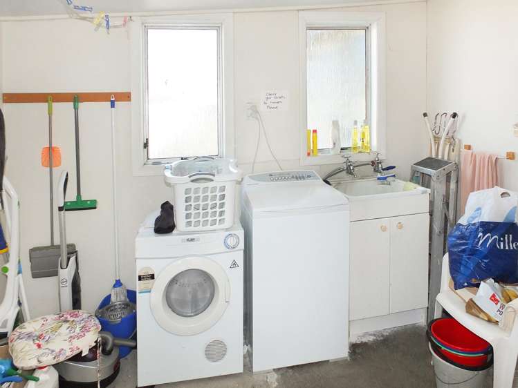 45 Johnston Street Foxton_17