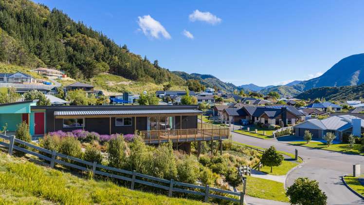 2 Bell Bird Rise Picton_11