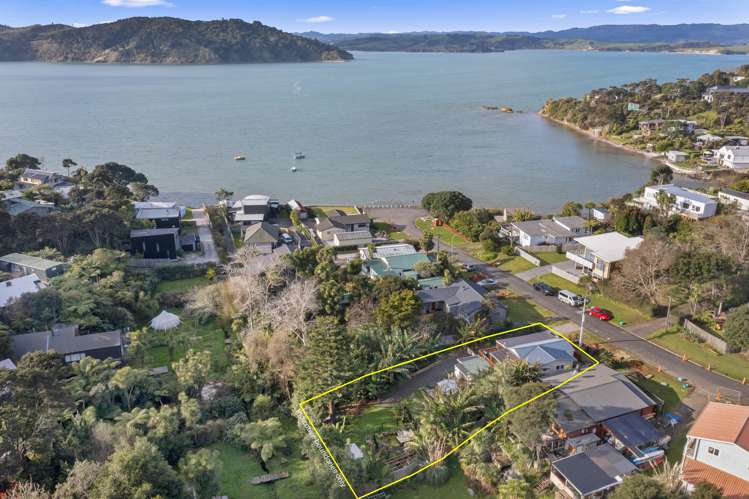 44 Lorenzen Bay Road Raglan_17