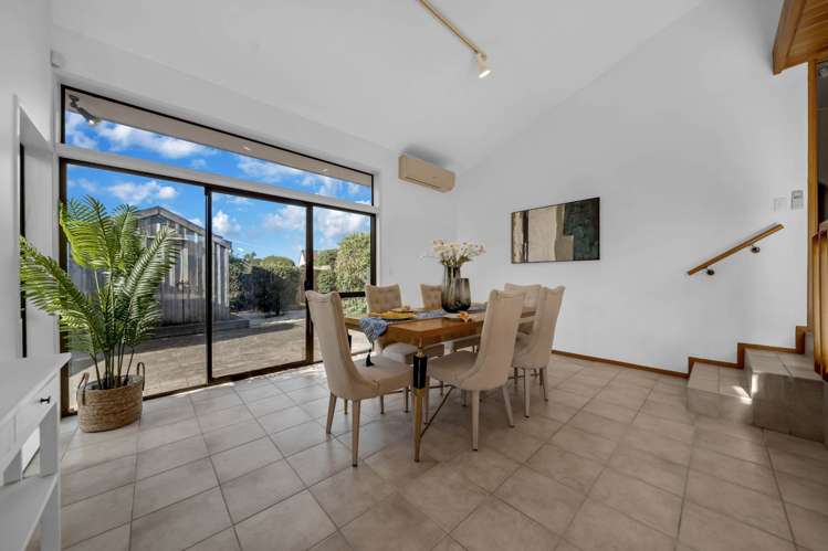 56 Oliver Road Eastern Beach_13