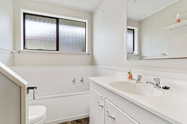 21 James Cook Drive Welcome Bay_9