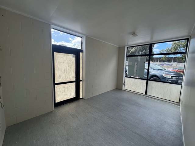 1/13 Industry Road Penrose_3