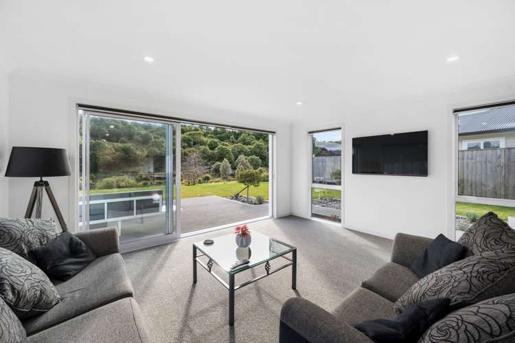 42 Pukeko Way Kinloch_8