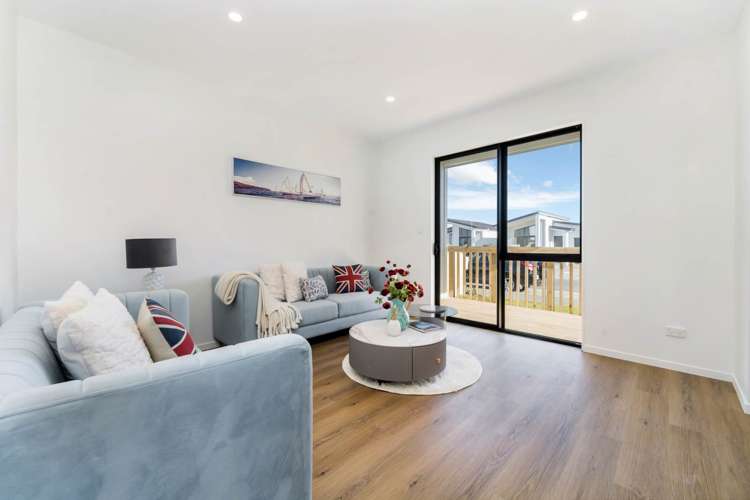 9 Woven Place Karaka_4