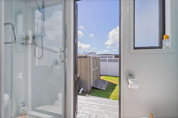 154 Ngaio Drive Matarangi_15