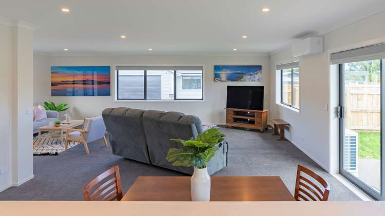 27 Cobb Place Otaki_6