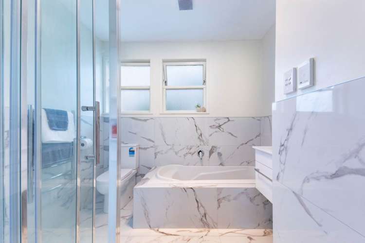 17 Titchener Street New Lynn_13