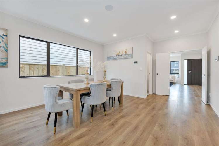 11 Tullymore Drive Flat Bush_11