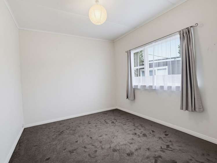 19 Hereford Street West End_23