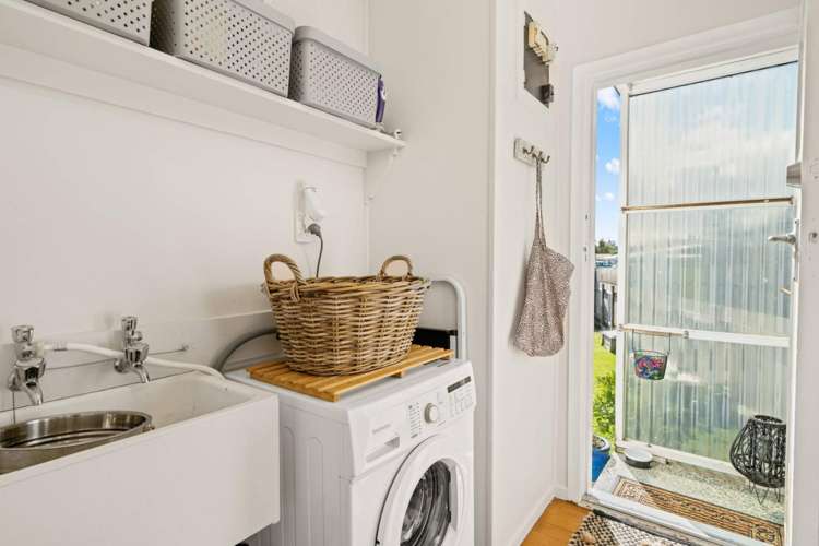 2/71 Emmett Street 1072_7