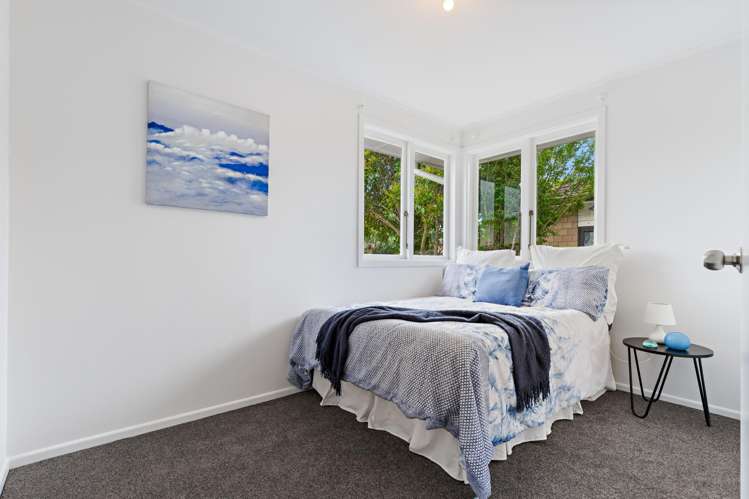 8 Marewa Street Te Atatu South_13