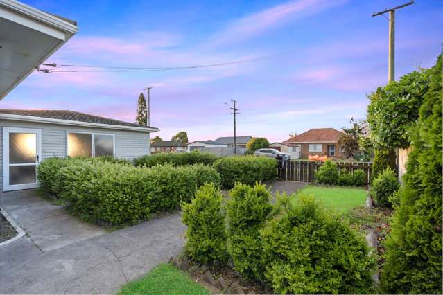 20 Youngs Road Papakura_1