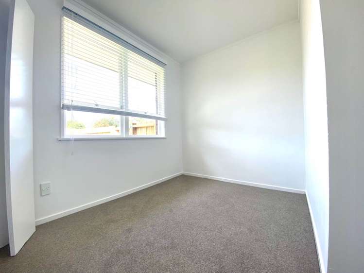 2/21 Alcock Street Mt Wellington_9