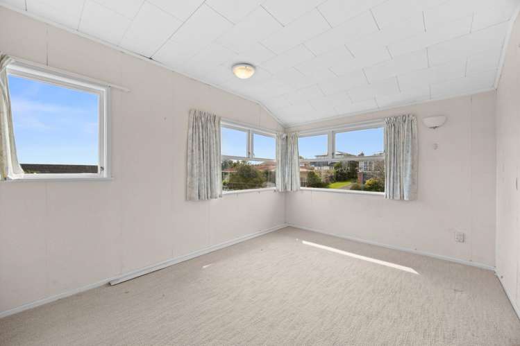 44 Ellesmere Crescent Pakuranga Heights_10