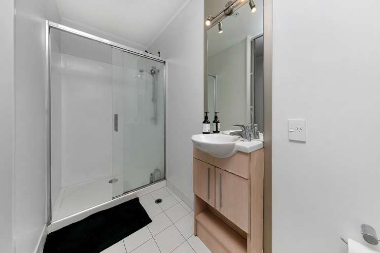 4M/16 Burton Street Grafton_9