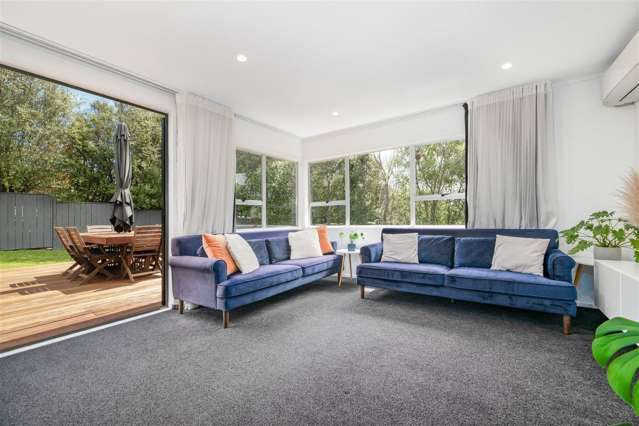 2/45 Reynella Drive Massey_3