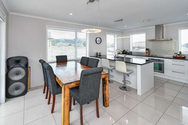 16 Pyne Crescent Pokeno_2