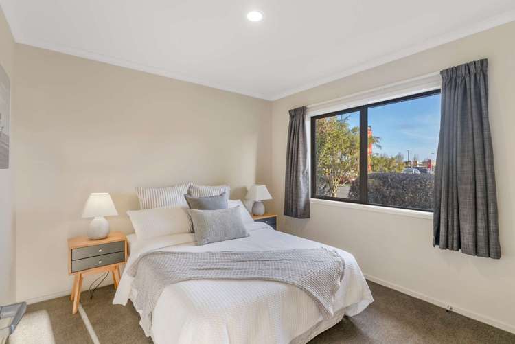 54 Skyhawk Road Wigram_13