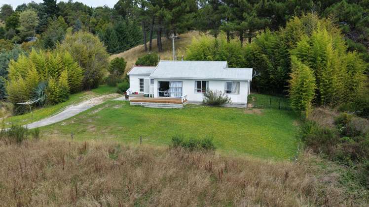 219 Hursthouse Street Lower Moutere_2