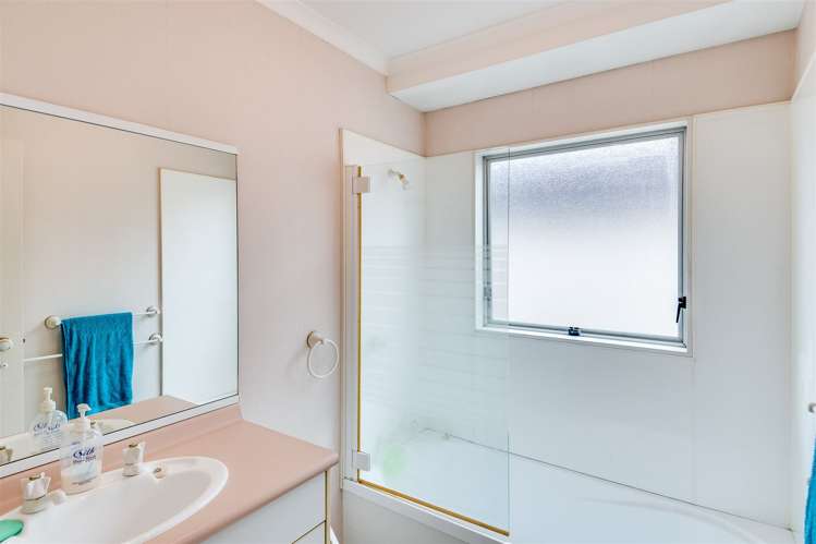 2a Cassino Crescent Onekawa_8