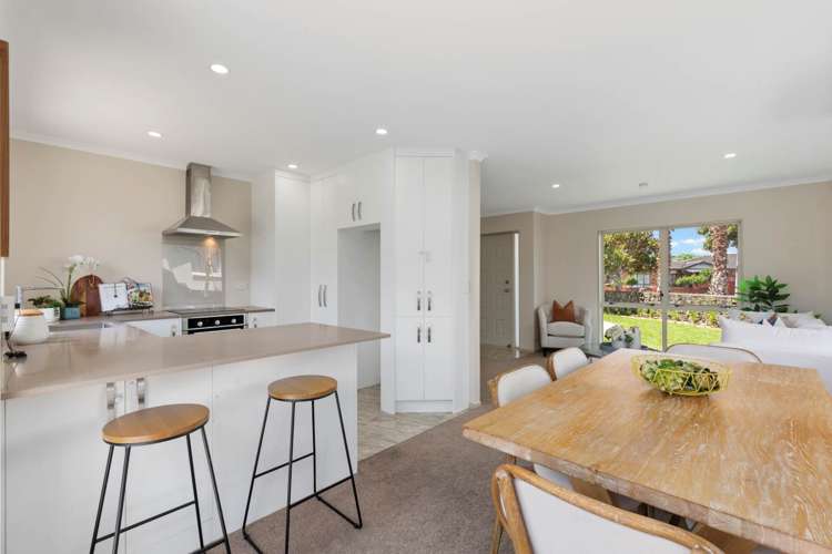 5 Midvale Place Pakuranga Heights_7