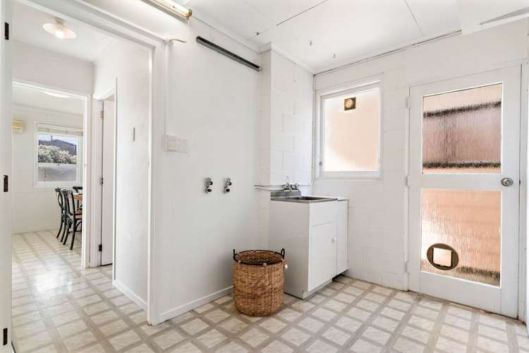 2/80 Donovan Street Blockhouse Bay_13