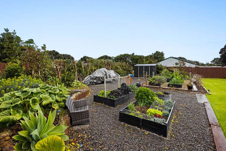 11 Pohutukawa Drive Opunake_11