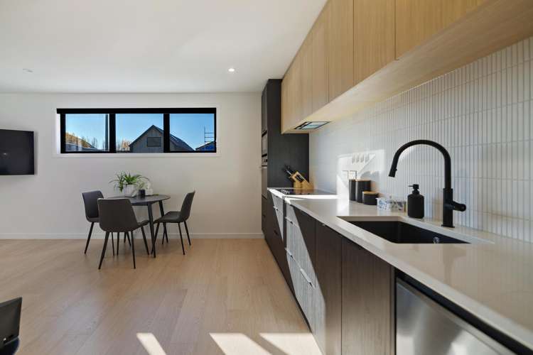 51 Shelduck Road Jacks Point_30