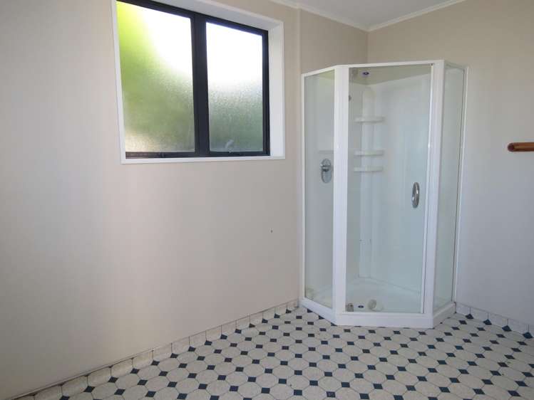 138 Broadway Reefton_17