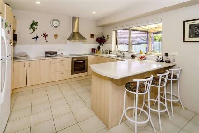 1 Aitkenhead Court Parakai_4