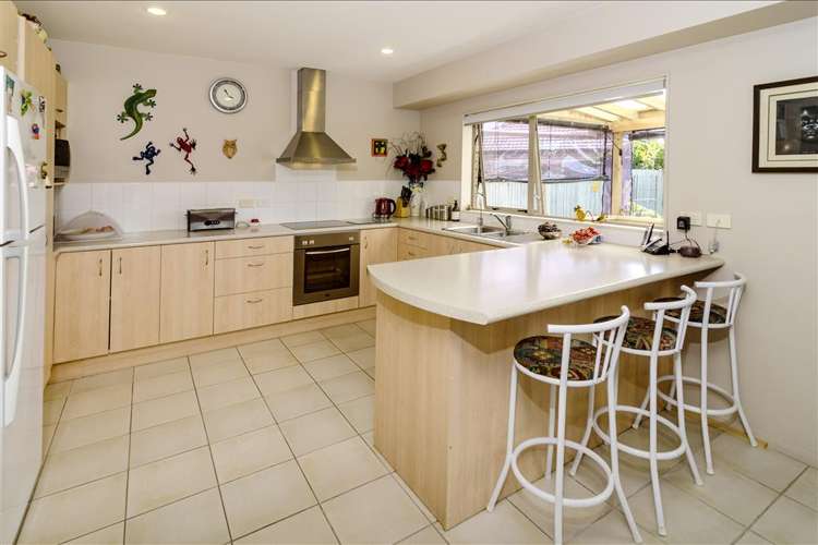 1 Aitkenhead Court Parakai_4