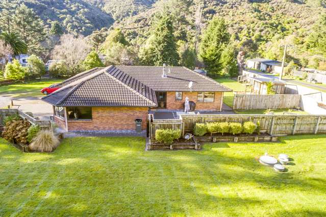 1845 State Highway 2 Kaitoke_2